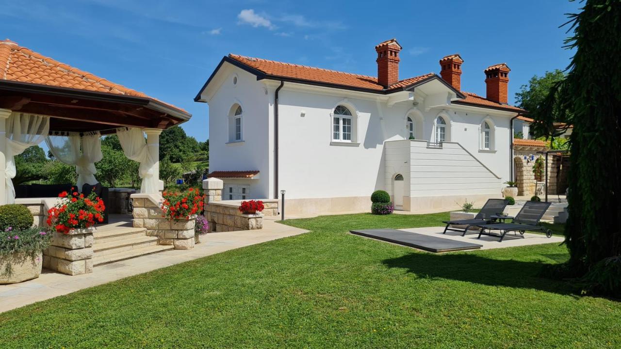 Holiday Apartment Villa Bianca Pazin Kültér fotó