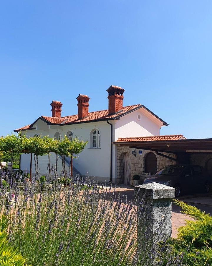 Holiday Apartment Villa Bianca Pazin Kültér fotó