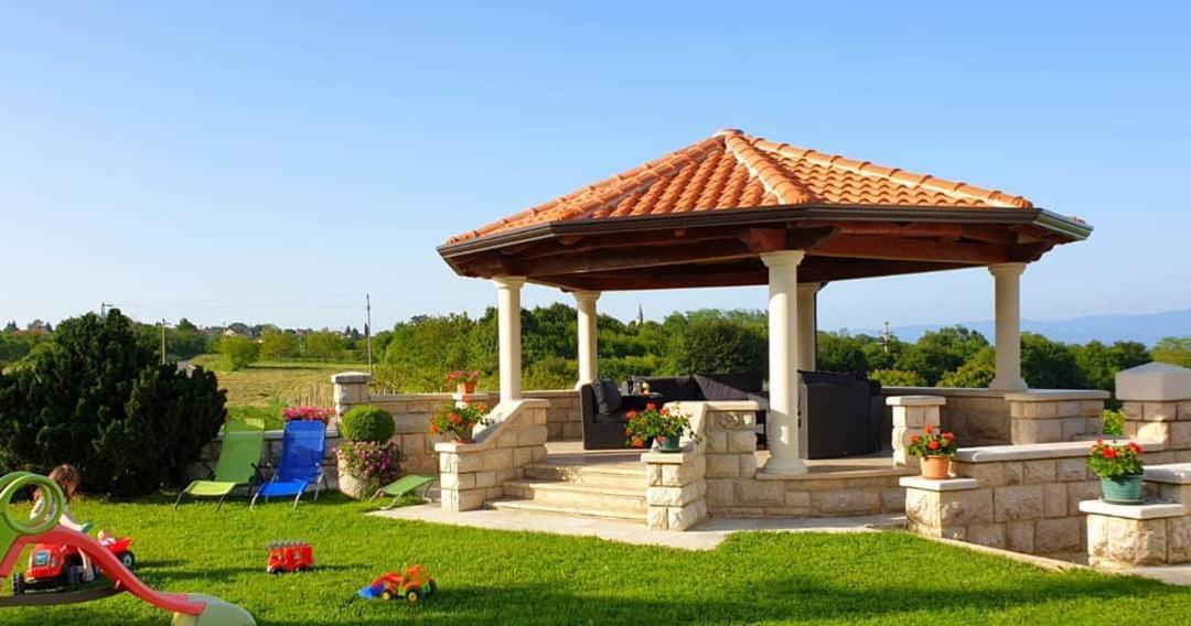 Holiday Apartment Villa Bianca Pazin Kültér fotó